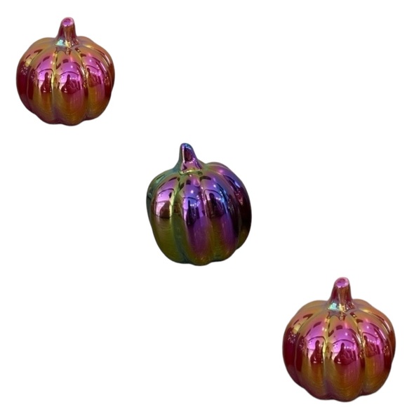 3 Iridescent Target Bullseye Pumpkins - Picture 12 of 14